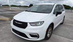 2024 Chrysler Pacifica Touring
