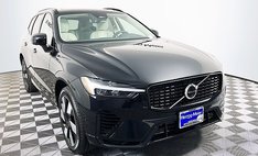 2025 Volvo XC60 T8 Plus Dark Theme