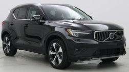 2024 Volvo XC40 B5 Plus Bright Theme