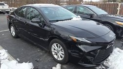 2025 Toyota Camry Hybrid LE