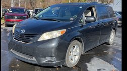 2011 Toyota Sienna LE 8-Passenger