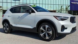 2025 Volvo XC40 B5 Plus Dark Theme