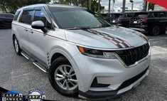 2023 Kia Carnival LX