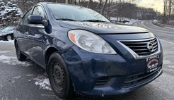 2013 Nissan Versa 1.6 S