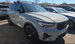 2026 Volvo XC40 B5 Ultra Black Edition