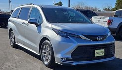 2024 Toyota Sienna XLE 7-Passenger