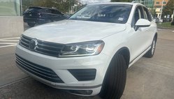 2017 Volkswagen Touareg V6 Sport
