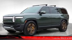 2023 Rivian R1S Adventure