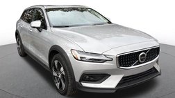 2025 Volvo V60 Cross Country B5 Plus