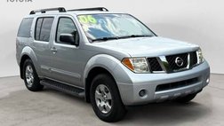 2006 Nissan Pathfinder LE