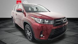 2017 Toyota Highlander SE