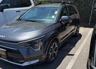 2023 Kia Niro Plug-In Hybrid SX Touring