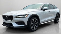 2024 Volvo V60 Cross Country B5 Ultimate