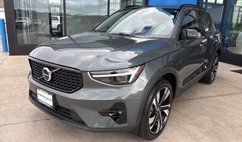 2026 Volvo XC40 B5 Ultra