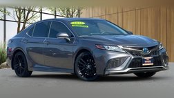 2022 Toyota Camry Hybrid XSE