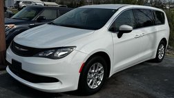 2023 Chrysler Voyager LX