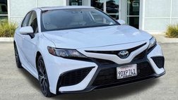 2023 Toyota Camry Hybrid SE