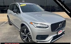 2022 Volvo XC90 Recharge T8 R-Design