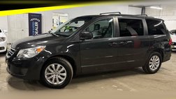 2012 Volkswagen Routan SE