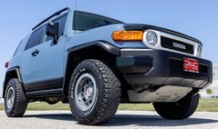 2014 Toyota FJ Cruiser Base