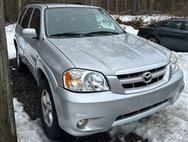 2005 Mazda Tribute s