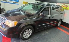 2010 Chrysler Town and Country Touring