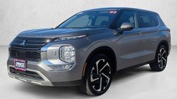 2023 Mitsubishi Outlander SE