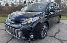 2018 Toyota Sienna Limited 7-Passenger