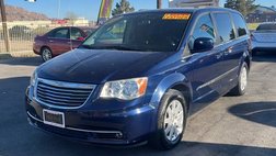 2016 Chrysler Town and Country Touring