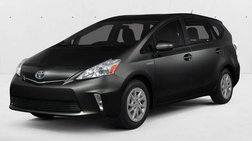 2014 Toyota Prius v Five
