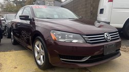 2014 Volkswagen Passat Wolfsburg Edition 1.8