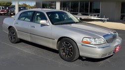 2009 Lincoln Town Car Signature Limited