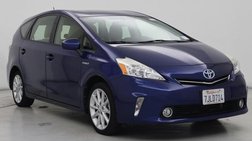 2014 Toyota Prius v Five