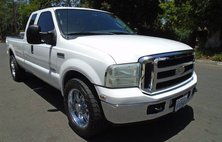 2005 Ford Super Duty F-250 Lariat