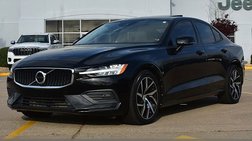 2020 Volvo S60 T6 Momentum