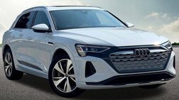 2024 Audi Q8 e-tron quattro Premium Plus