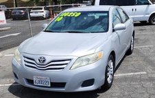 2010 Toyota Camry LE