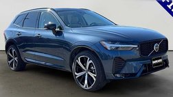 2025 Volvo XC60 B5 Ultra Dark Theme