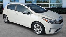 2017 Kia Forte5 LX