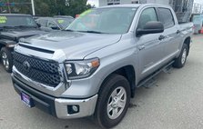 2018 Toyota Tundra SR5