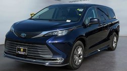2022 Toyota Sienna XLE
