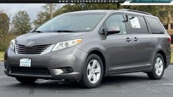 2017 Toyota Sienna LE
