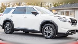 2024 Nissan Pathfinder S