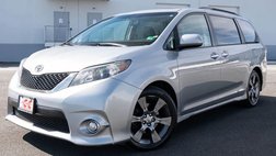 2014 Toyota Sienna SE 8-Passenger