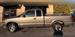 2000 Chevrolet S-10 LS