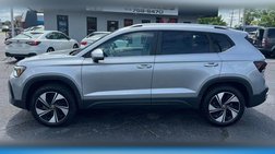 2025 Volkswagen Taos SE 4Motion