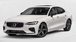 2022 Volvo S60 Recharge T8 R-Design Expression