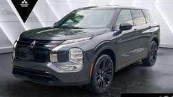 2026 Mitsubishi Outlander LE