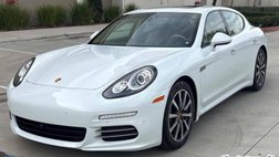 2016 Porsche Panamera 4 Edition