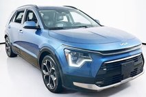 2023 Kia Niro SX